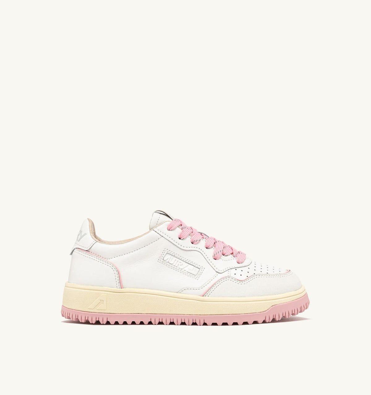 AUTRY GOLF LOW SNEAKERS IN WHITE AND CORAL BLUSH LEATHER