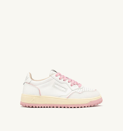 AUTRY GOLF LOW SNEAKERS IN WHITE AND CORAL BLUSH LEATHER