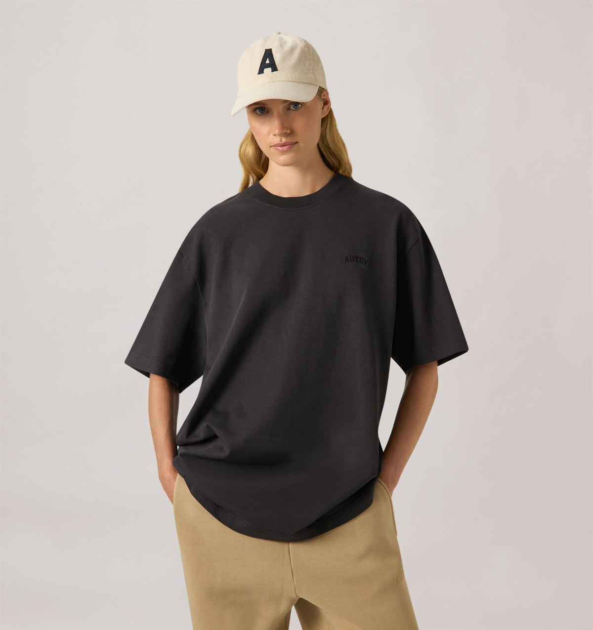 AUTRY T-SHIRT WITH TONAL LOGO UNISEX