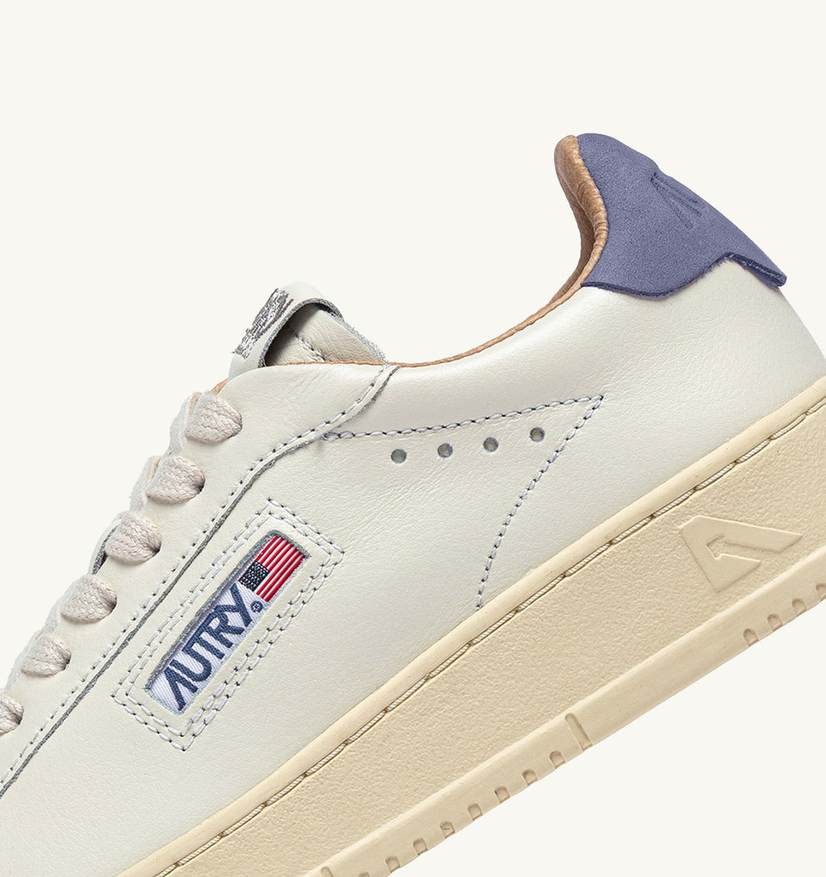 AUTRY DALLAS LOW SNEAKERS IN MARSHMALLOW AND TEMPEST LEATHER