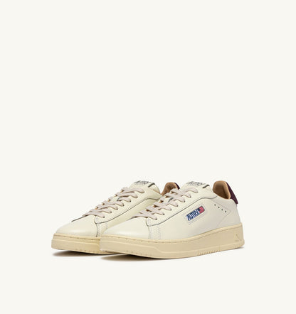 AUTRY DALLAS LOW SNEAKERS IN MARSHMALLOW AND FIG LEATHER