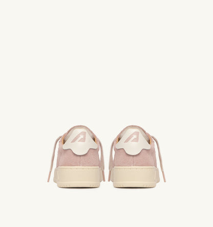 AUTRY DALLAS LOW SNEAKERS IN SILK SUEDE