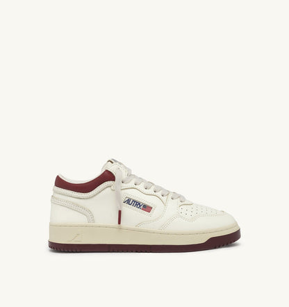 AUTRY MED-WAY SNEAKERS IN LEATHER COLOR MARSHMALLOW AND SYRAH
