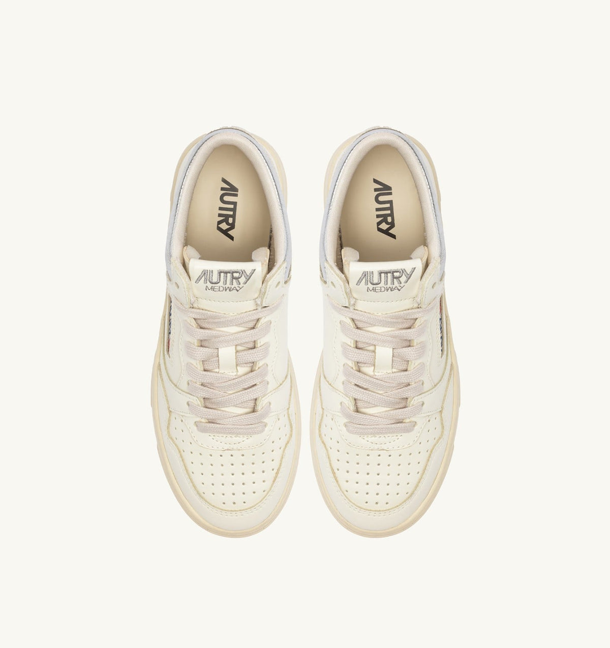 AUTRY MED-WAY SNEAKERS IN LEATHER COLOR MARSHMALLOW AND SILVER