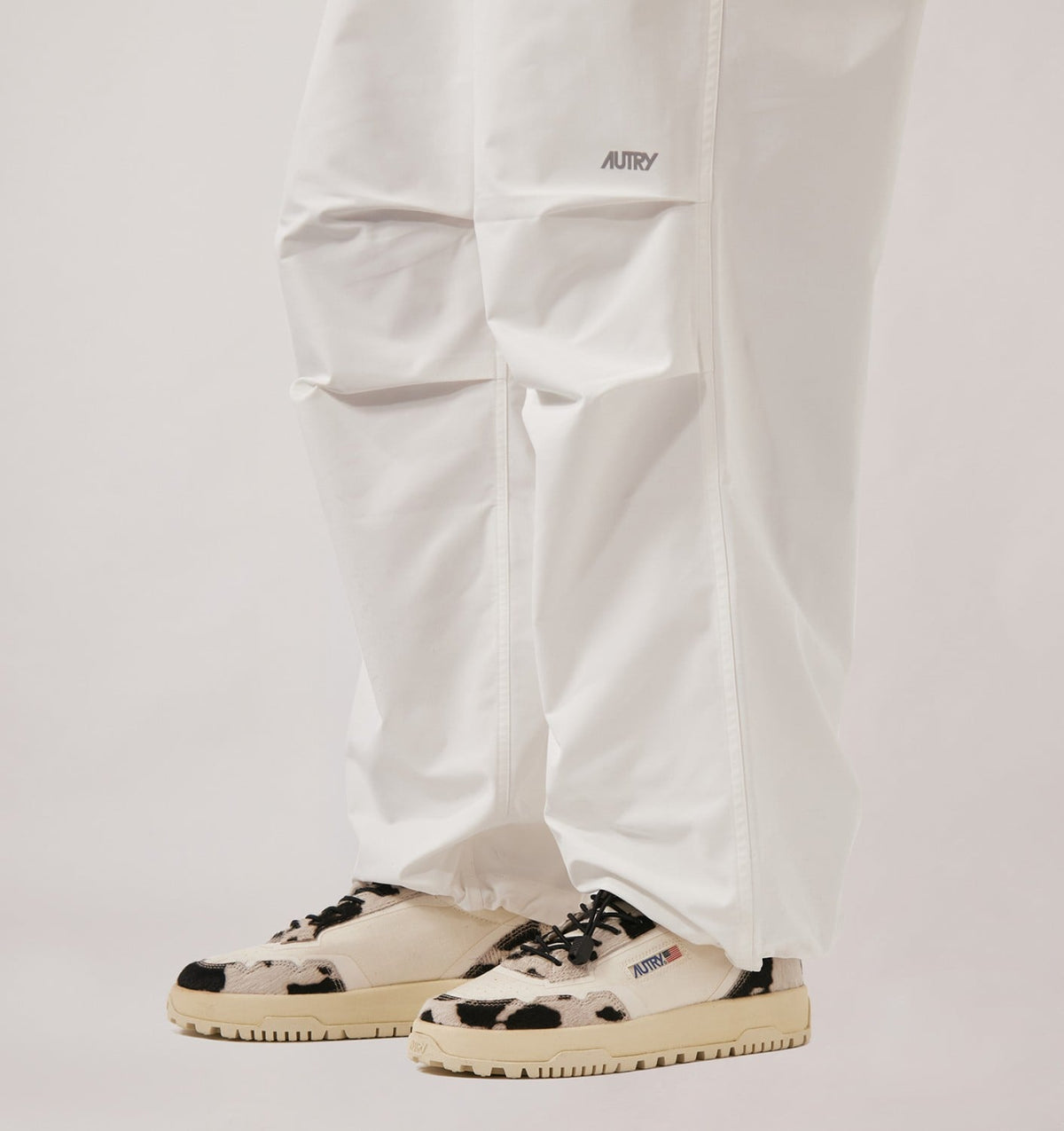 AUTRY WILDPACE LOW SNEAKERS IN MARSHMALLOW AND COW CORDURA AND LEATHER