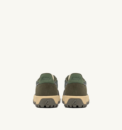 AUTRY WILDPACE LOW SNEAKERS IN SCHIO AND MILITARY MESH AND SUEDE