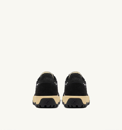 AUTRY WILDPACE LOW SNEAKERS IN BLACK DRAGON MESH AND SUEDE