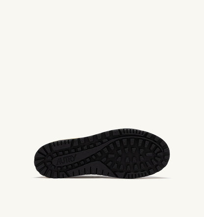 AUTRY WILDPACE LOW SNEAKERS IN BLACK DRAGON MESH AND SUEDE