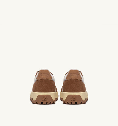 AUTRY WILDPACE LOW SNEAKERS IN MESH AND SUEDE COLOR MARSHMALLOW AND CIGAR