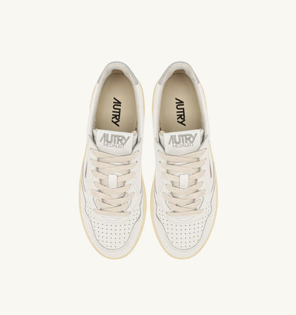 AUTRY MEDALIST PLATFORM SNEAKERS IN WHITE AND METALIZED SILVER LEATHER