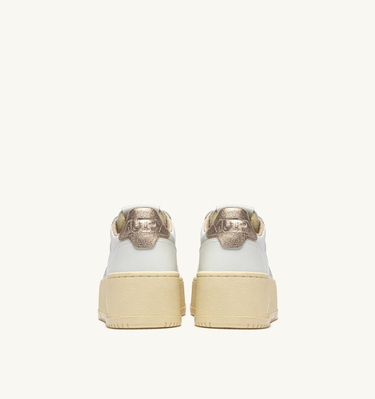 AUTRY MEDALIST PLATFORM SNEAKERS IN FEATHER GRAY AND WHITE SUEDE AND LEATHER
