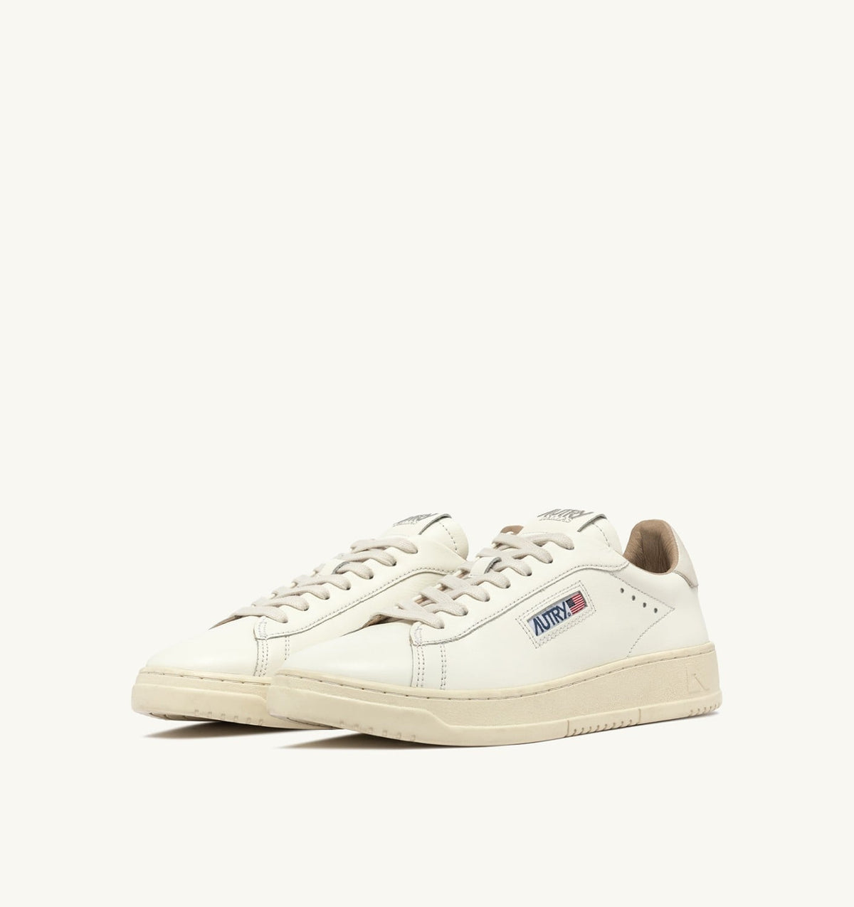 AUTRY DALLAS LOW SNEAKERS IN WHITE LEATHER