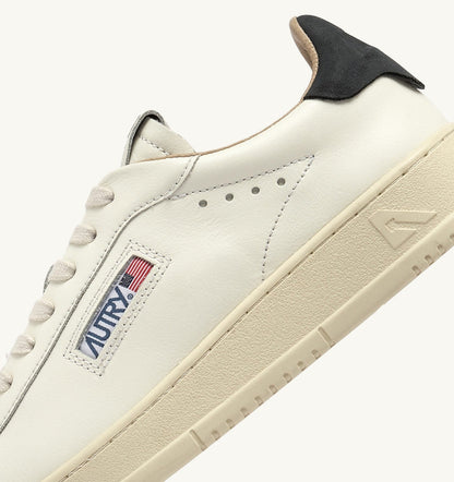 AUTRY DALLAS LOW SNEAKERS IN WHITE AND SPACE LEATHER