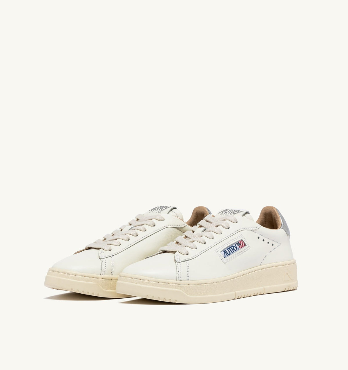 AUTRY DALLAS LOW SNEAKERS IN WHITE AND SILVER LEATHER